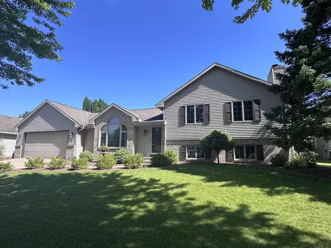 3503 Candlewood Dr, Janesville, WI 53546