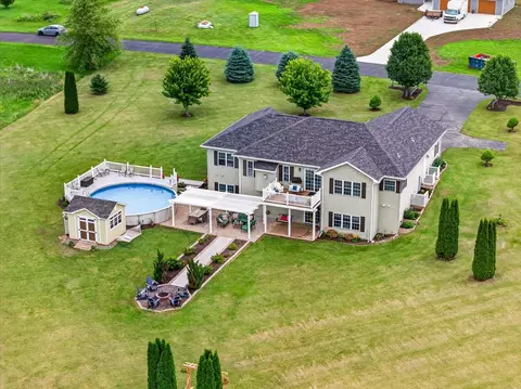 w7620 County Highway H, New Glarus, WI 53574