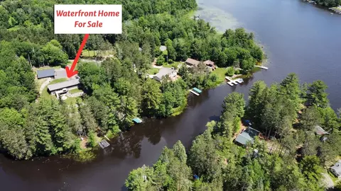 4027 Chipmunk Ln, Rhinelander, WI 54501
