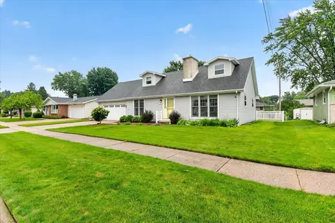 2502 Bradford Ave, Janesville, WI 53545