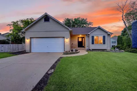 1013 Westridge Dr, Sun Prairie, WI 53590