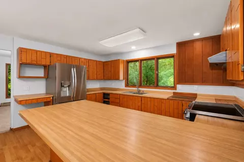 Kitchen - w10020 Olson Road, Poynette, WI 53955 photo 2 of 3