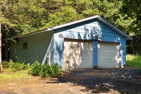 Exterior - w10020 Olson Road, Poynette, WI 53955 photo 6 of 9