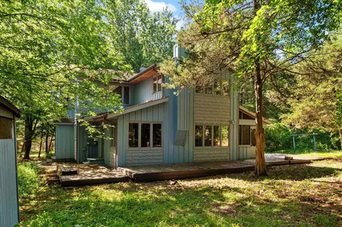 Exterior - w10020 Olson Road, Poynette, WI 53955 photo 4 of 9