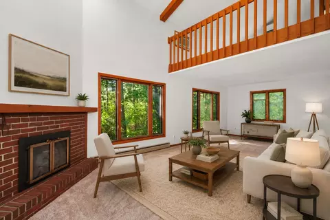 Living - w10020 Olson Road, Poynette, WI 53955 photo 2 of 4