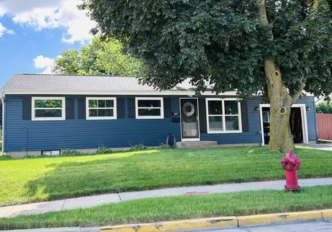 287 N Bird St, Sun Prairie, WI 53590