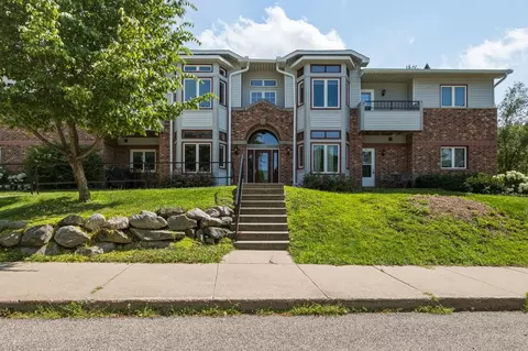 2233 Luann Ln #5, Madison, WI 53713