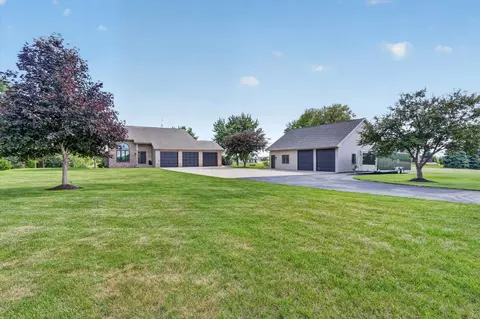 5542 E L T Townline Rd, Beloit, WI 53511