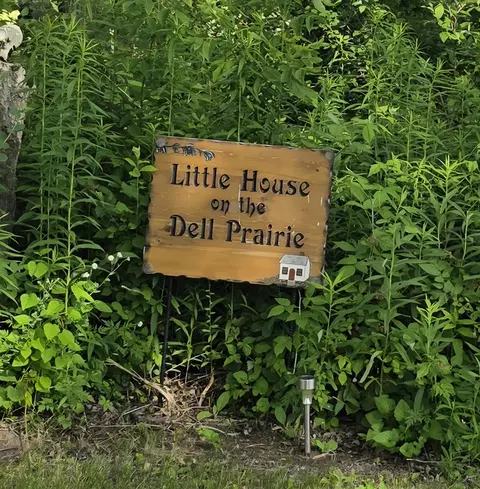 615 Gale Ave, Wisconsin Dells, WI 53965