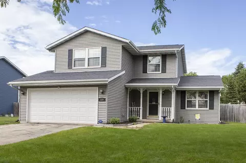 220 Wildflower Way, Lake Mills, WI 53551