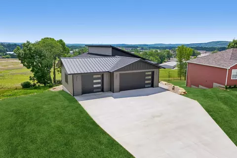 2158 Eastridge Cir, Reedsburg, WI 53959