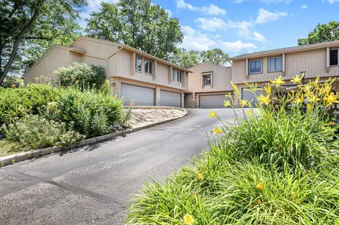 7305 Donna Dr, Middleton, WI 53562