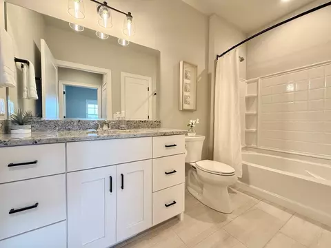 Bath - Unit 8.3 Bellflower Drive, Deforest, WI 53532 photo 2 of 2