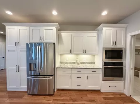 Kitchen - Unit 8.3 Bellflower Drive, Deforest, WI 53532 photo 3 of 4
