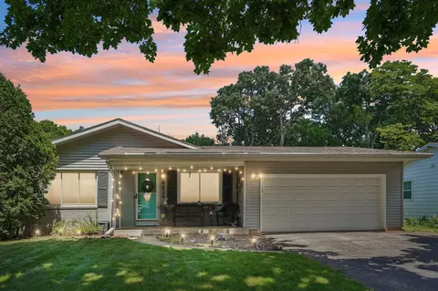 4526 Anniversary Ln, Madison, WI 53704