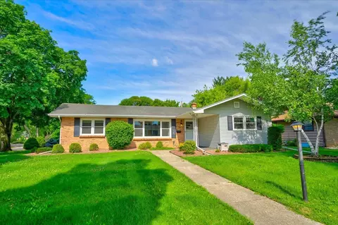 78 S Harmony Dr, Janesville, WI 53545