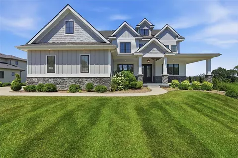 7616 Tumbledown Trl, Verona, WI 53593