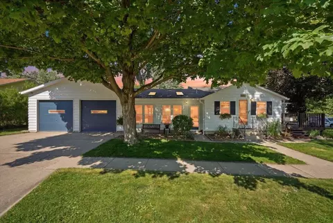 1102 Grant St, Fort Atkinson, WI 53538