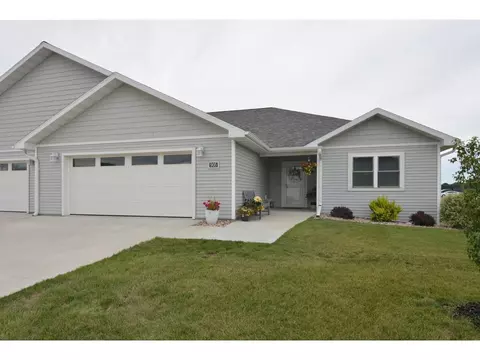 905 Roosevelt St, Baraboo, WI 53913