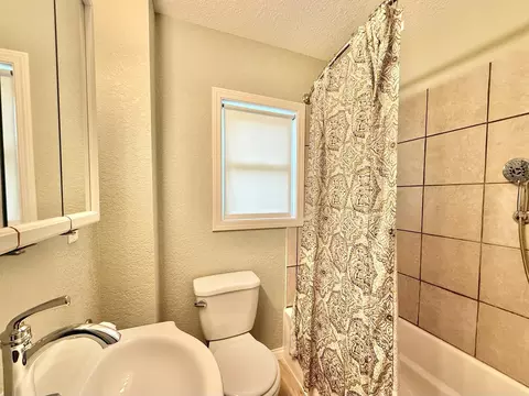 Bath - 2002 S Harrison Ave, Beloit, WI 53511 photo 1 of 2