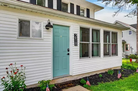 218 6th Ave, New Glarus, WI 53574