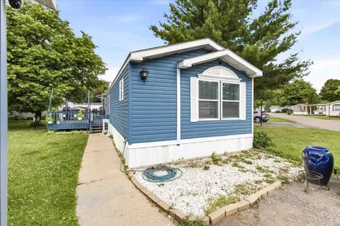109 Deer Path, Baraboo, WI 53913
