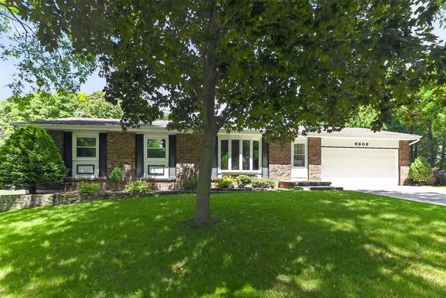 6806 Stratford Dr, Madison, WI 53719