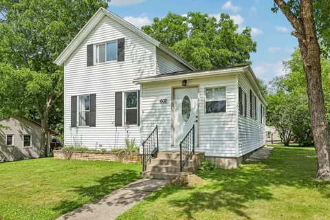 602 Cedar St, Wisconsin Dells, WI 53965