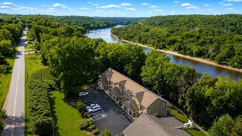 1066 Hillside Dr #6, Wisconsin Dells, WI 53965