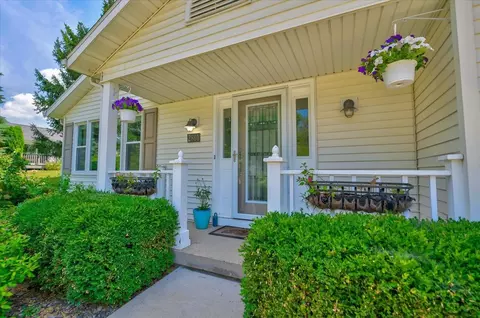 2801 Tucson Trl, Madison, WI 53719