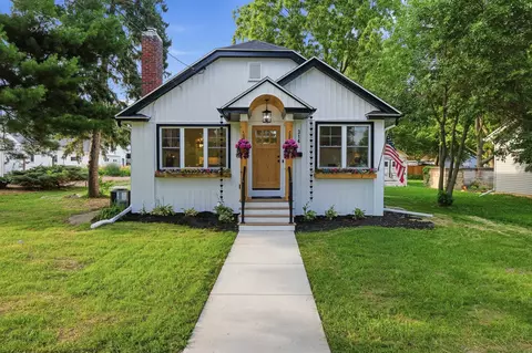 314 Van Deusen St, Madison, WI 53715