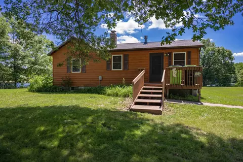 685 Hog Island Rd, New Lisbon, WI 53950