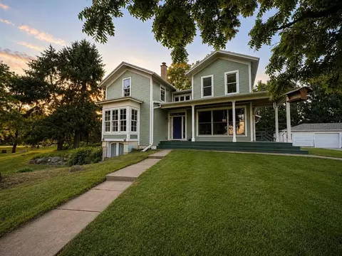8220 N Tolles Rd, Evansville, WI 53536