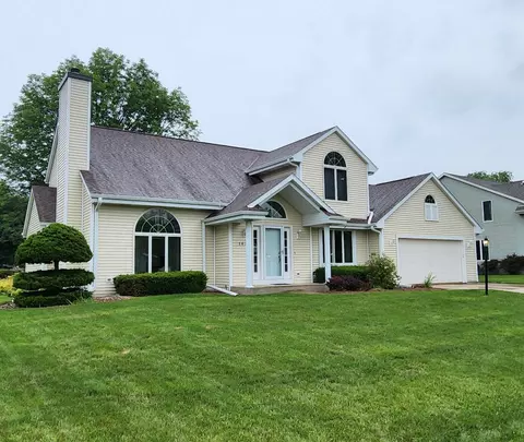 1021 Burnwyck Dr, Janesville, WI 53546