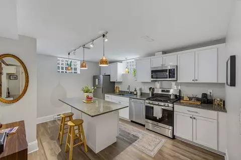 2436 S Wentworth Ave, Milwaukee, WI 53207