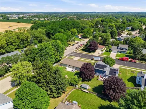 View/Area - 941 Foxfield Rd, Oregon, WI 53575 photo 11 of 12