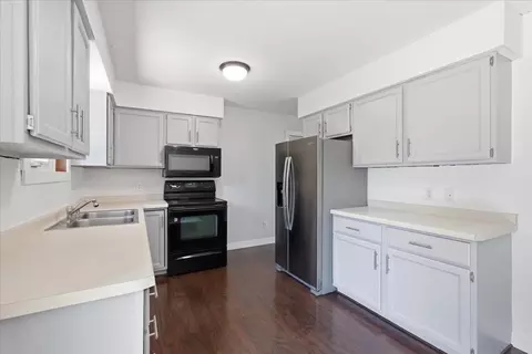 Kitchen - 941 Foxfield Rd, Oregon, WI 53575 photo 1 of 4
