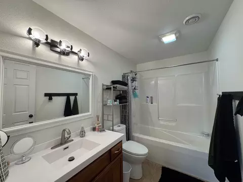 Bath - 505 3rd Ave #3, Monroe, WI 53566 photo 3 of 3
