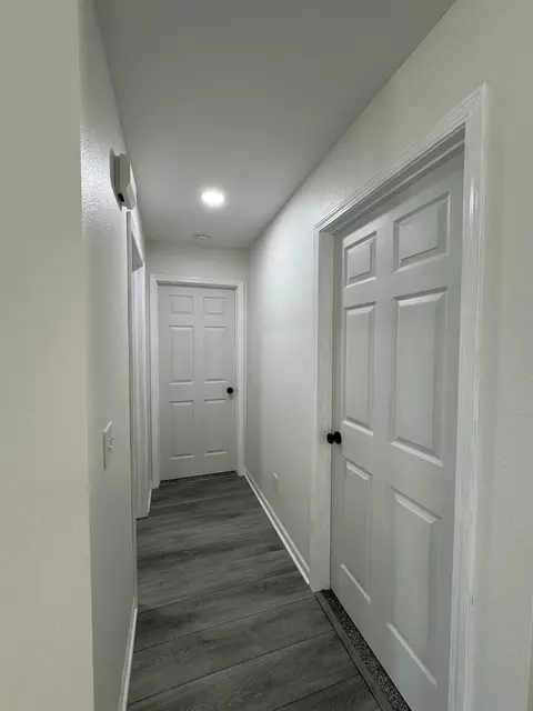 Entry Way - 505 3rd Ave #3, Monroe, WI 53566 photo 5 of 5