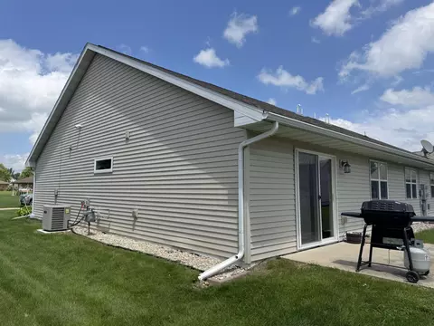 Other - 505 3rd Ave #3, Monroe, WI 53566 photo 1 of 11