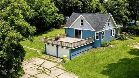 114 Seminole Dr, Edgerton, WI 53534