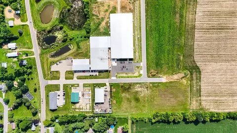 2 38 Ac Prosperity Pl, Brooklyn, WI 53521 photo 5