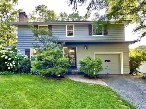 1007 Edgehill Dr, Madison, WI 53705
