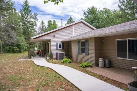 1054 W 13th Ln, Arkdale, WI 54613