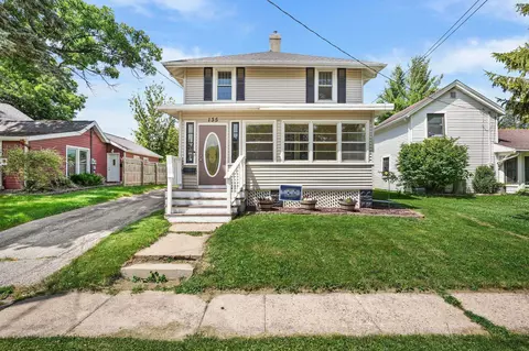 135 Johnson St, Oregon, WI 53575