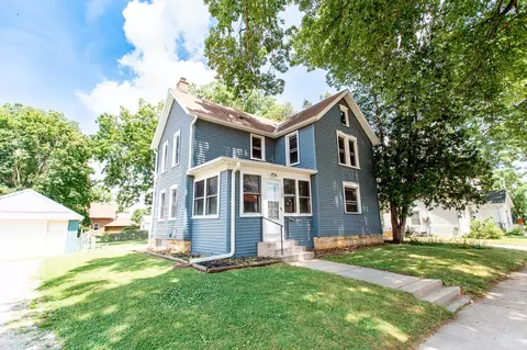 2109 16th St, Monroe, WI 53566