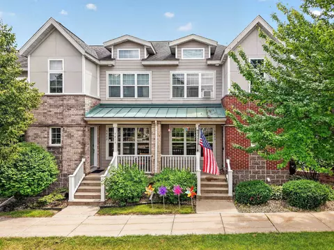 5475 Caddis Bnd, Fitchburg, WI 53711