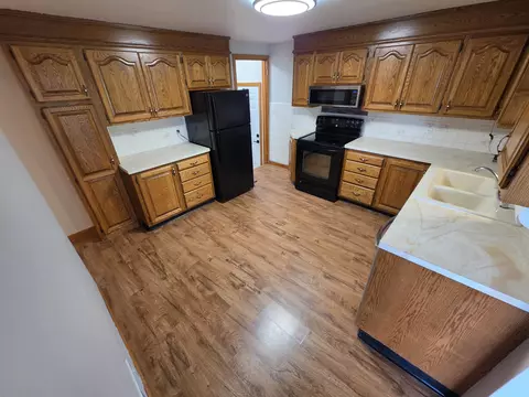 Kitchen - 816 27th Ave, Monroe, WI 53566 photo 2 of 3