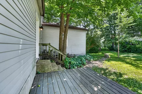 Exterior - 903 E 2nd Ave, Brodhead, WI 53520 photo 7 of 9