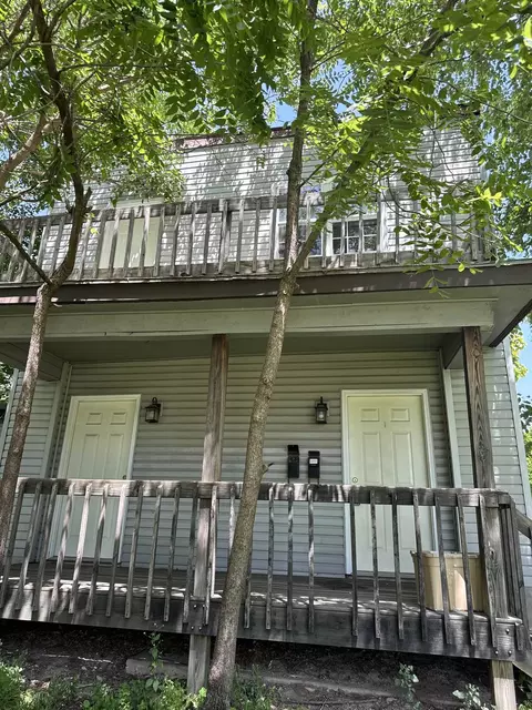 903 E 2nd Ave, Brodhead, WI 53520
